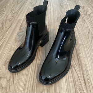 Chelsea rain boots